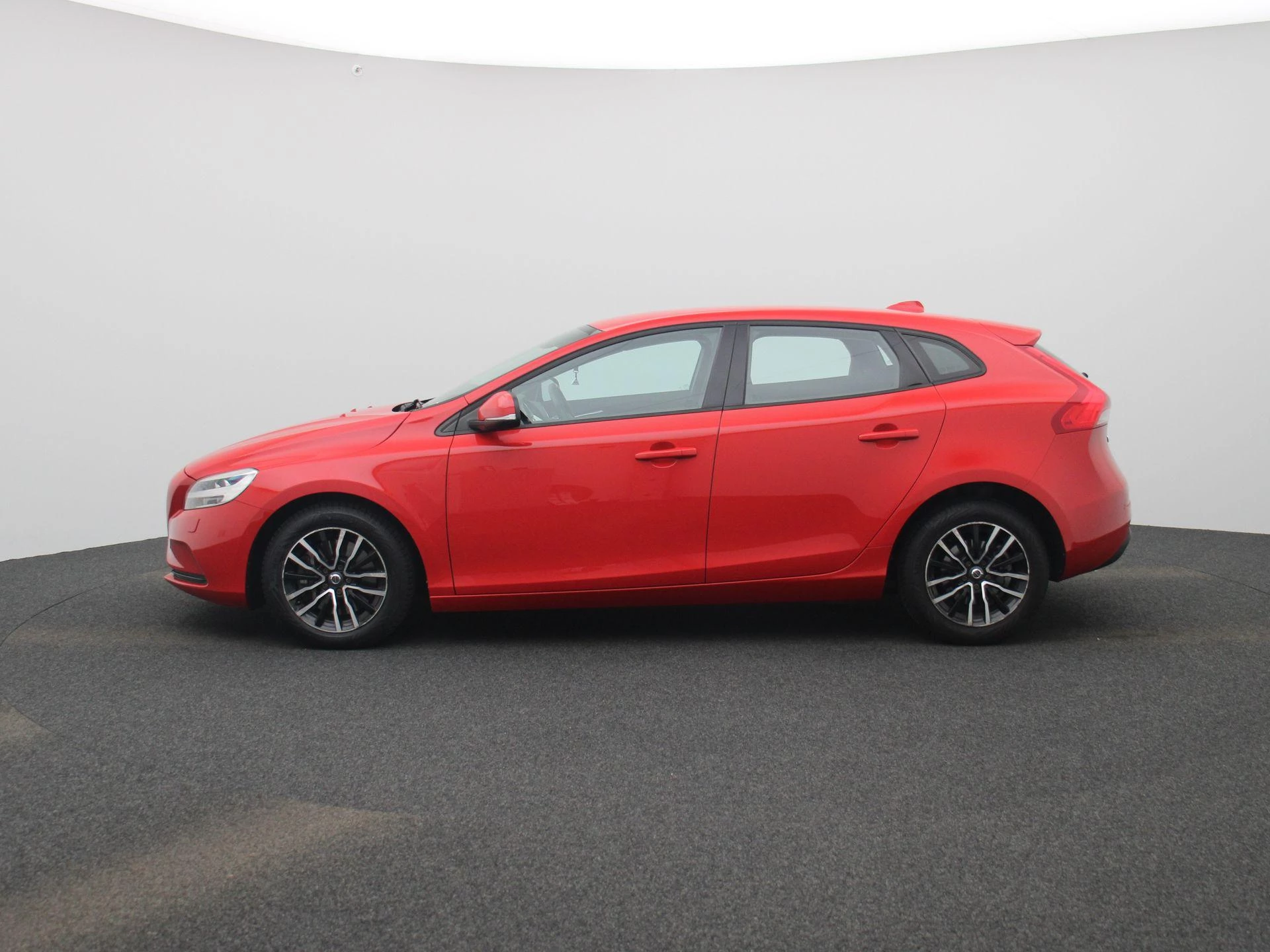 Volvo-V40-image-3