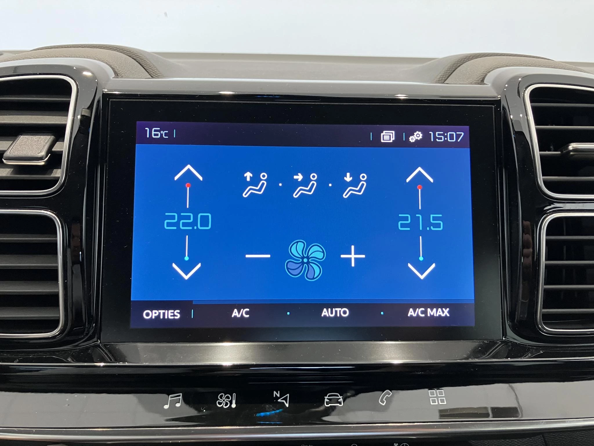 Citroën-C5 Aircross-image-26