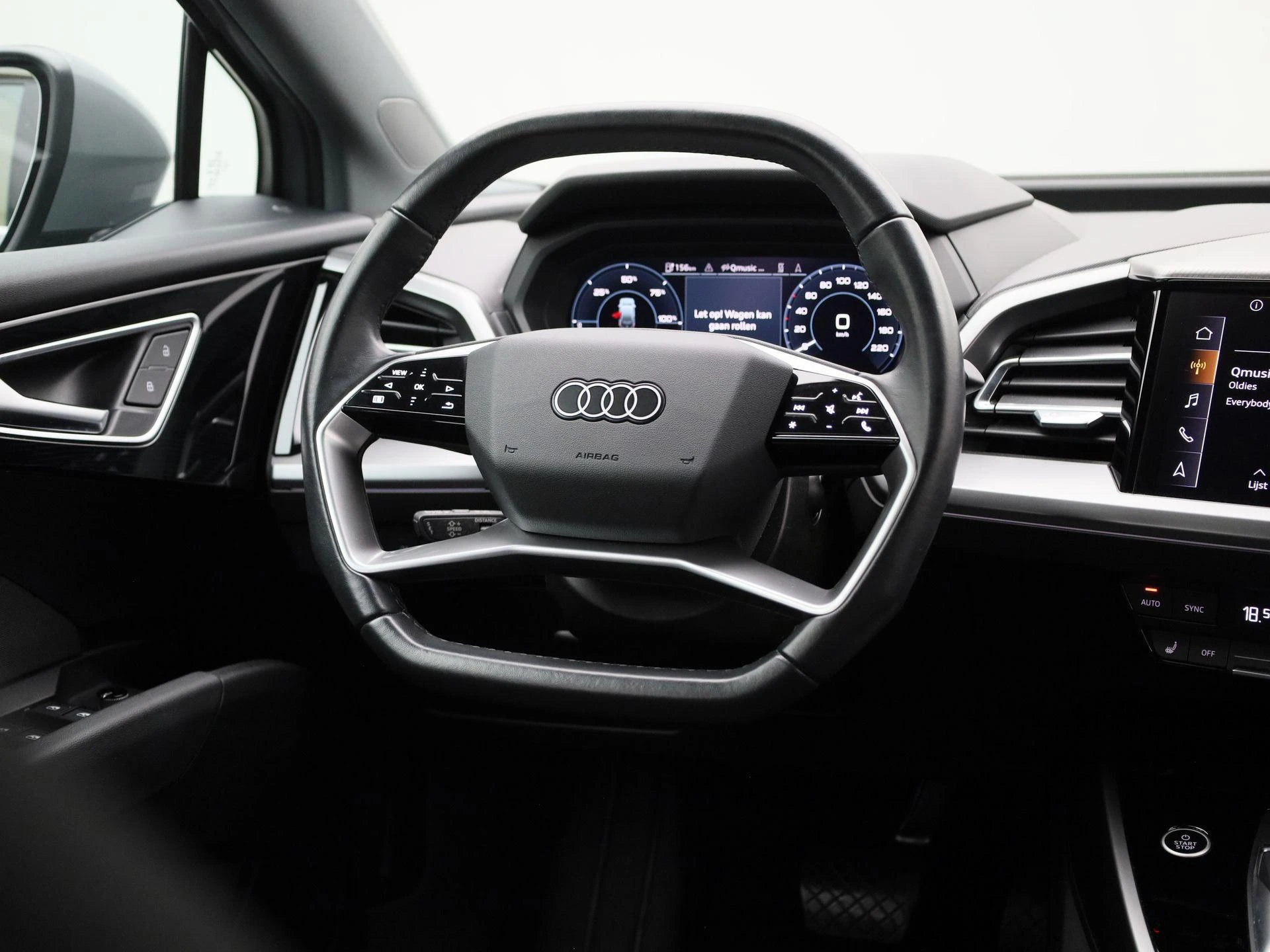 Audi-Q4 e-tron-image-9