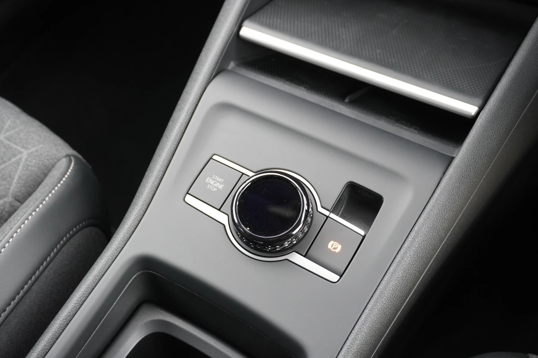 Volkswagen-Tiguan-image-22