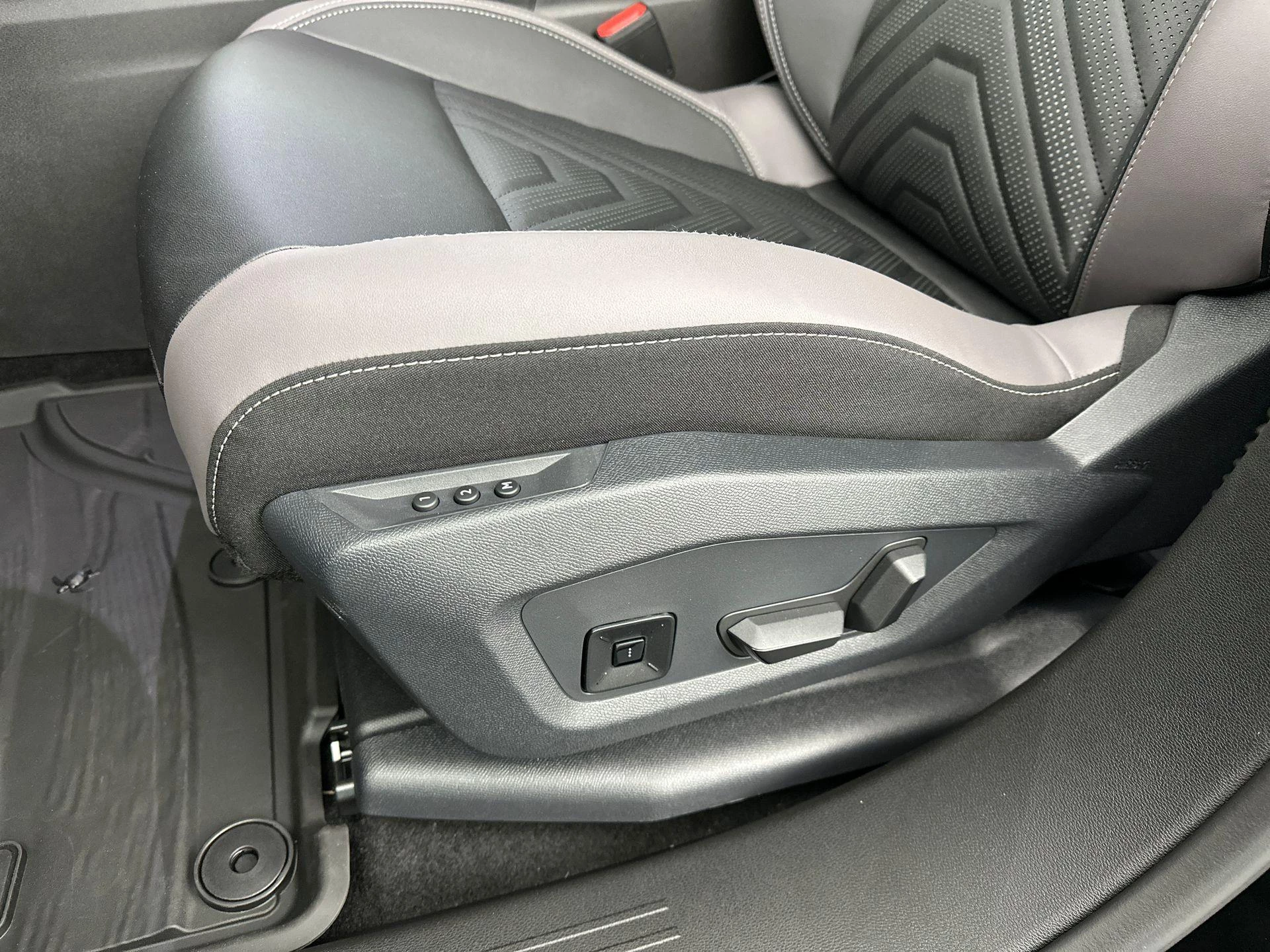 Jeep Compass 1.6 e-Hybrid Plug-In First Edition