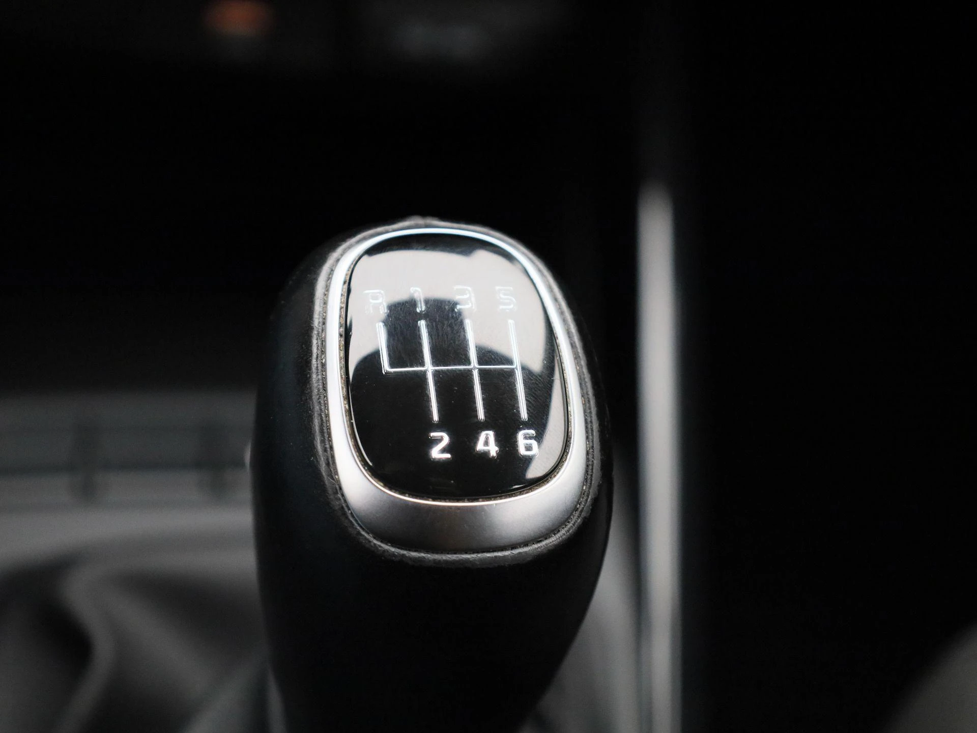 Kia-Stonic-image-18