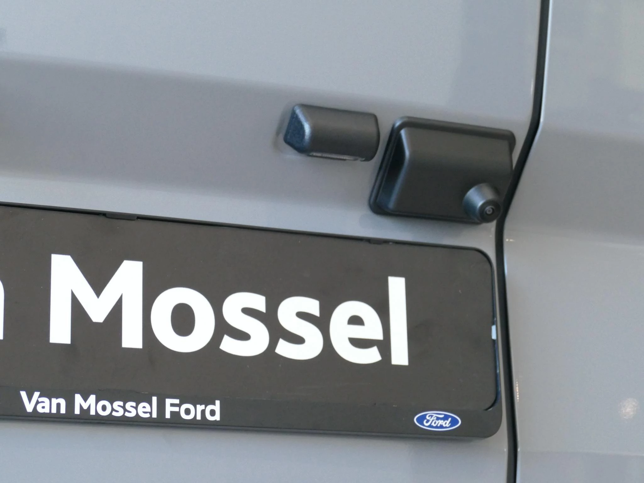 Ford-Custom-image-10