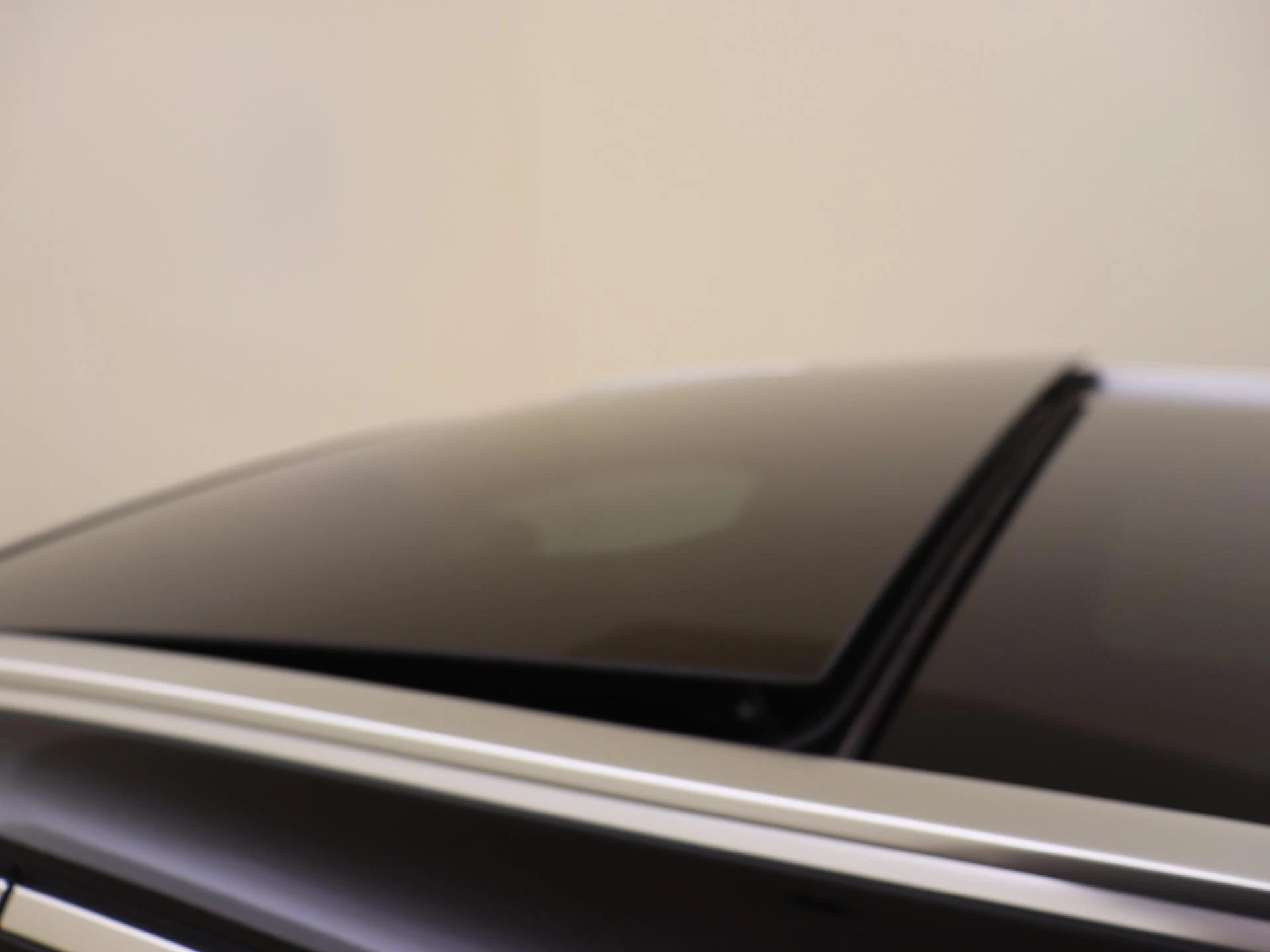 Mercedes-Benz-E-Klasse-image-27