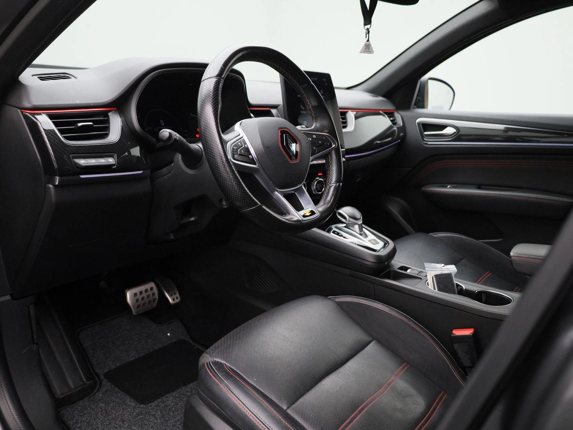 Renault-Arkana-image-32