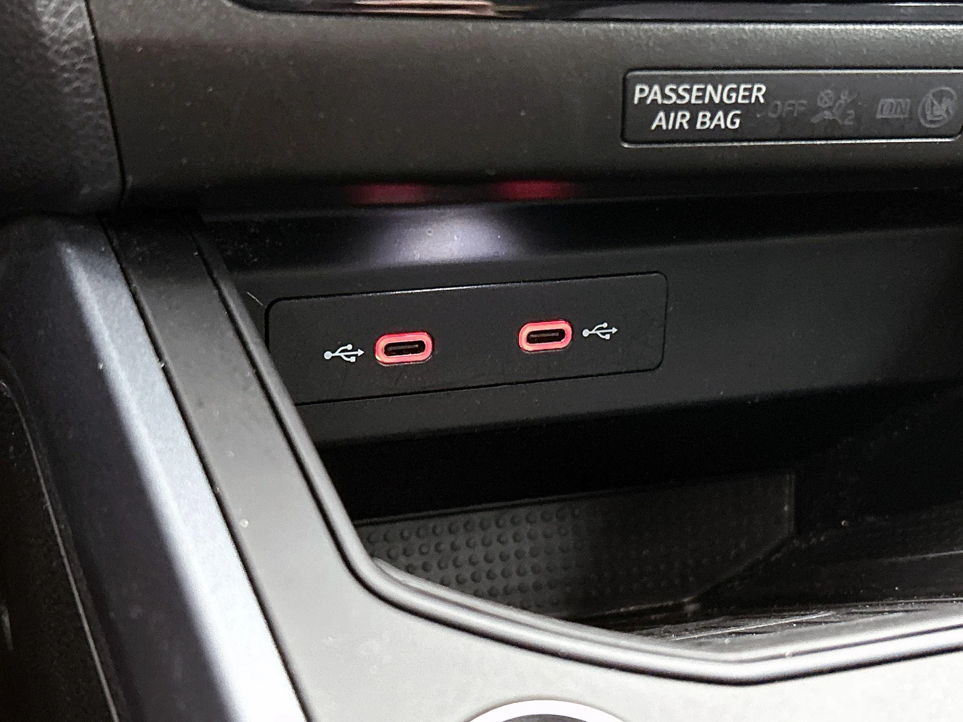 SEAT-Arona-image-29