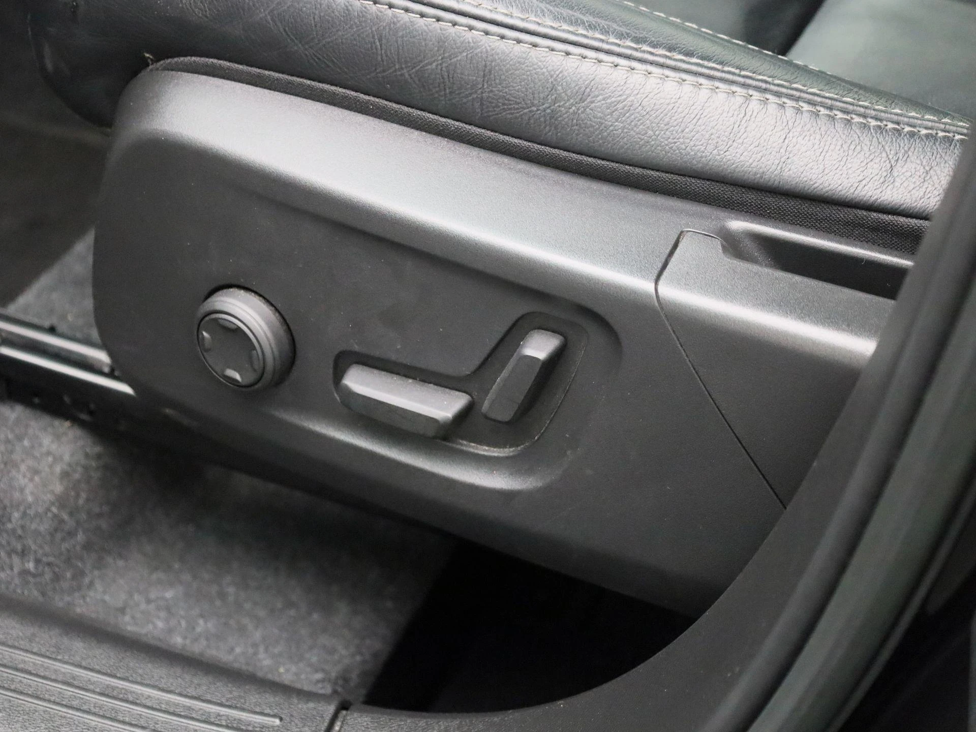 Volvo-XC40-image-35