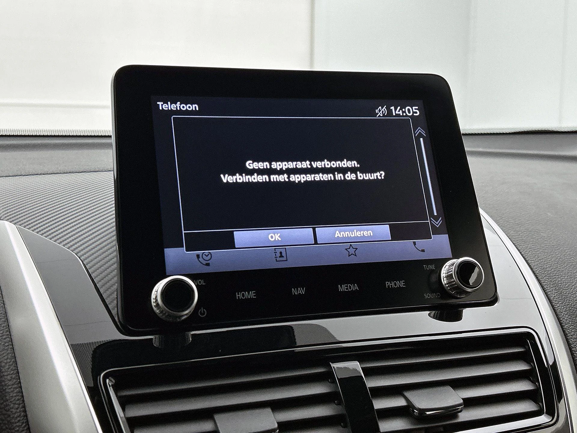 Mitsubishi-Eclipse Cross-image-12
