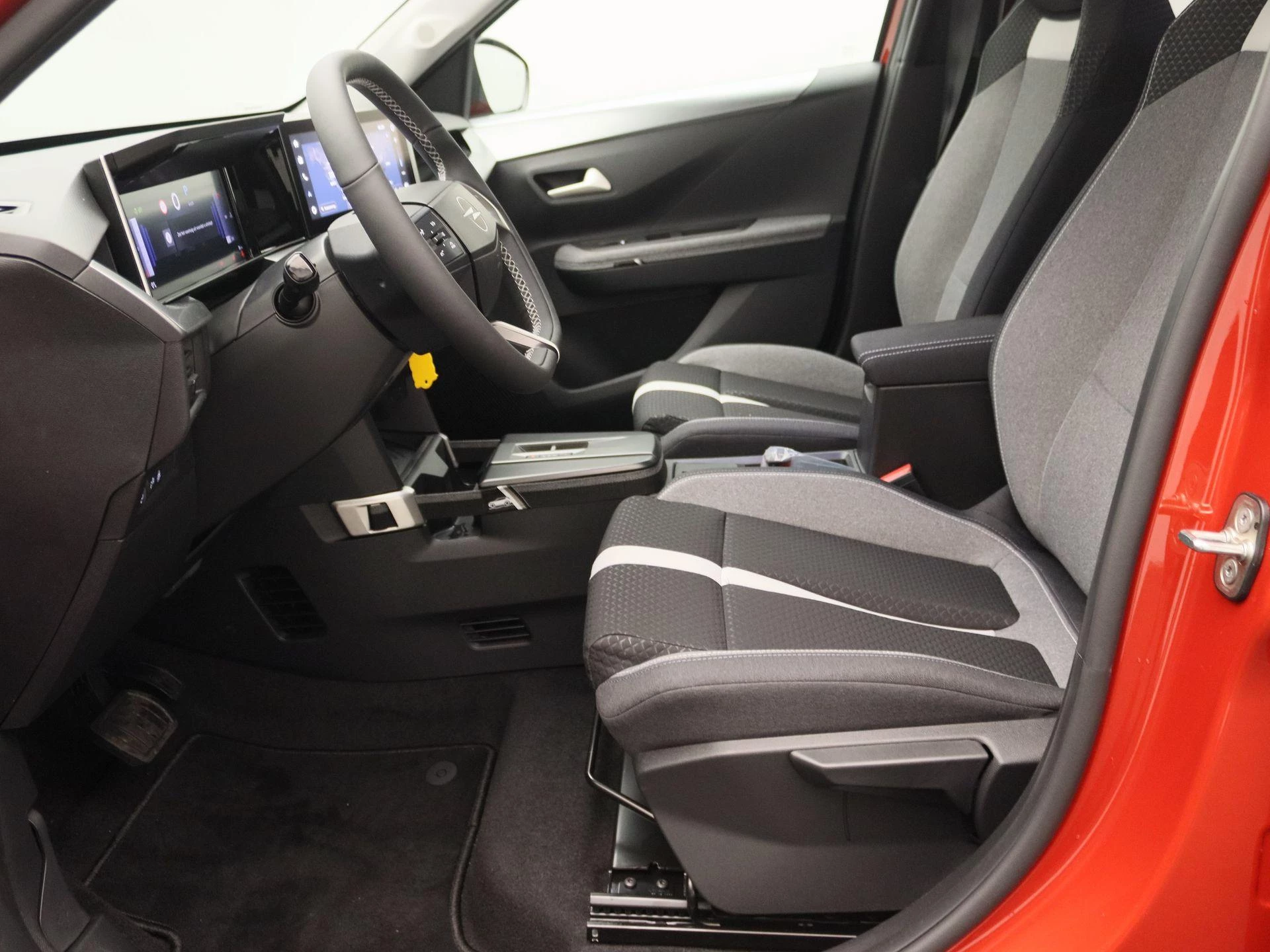 Opel-Frontera-image-10