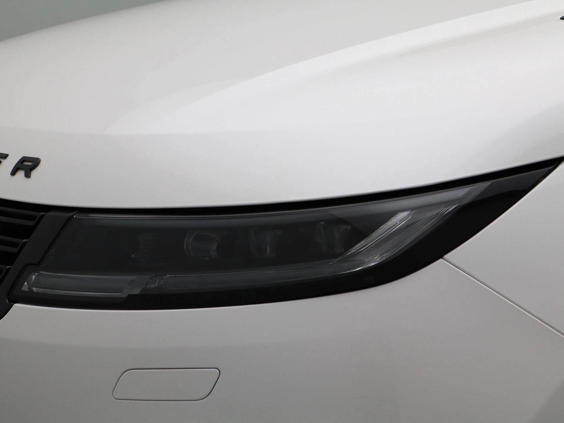 Land Rover-Range Rover Sport-image-13