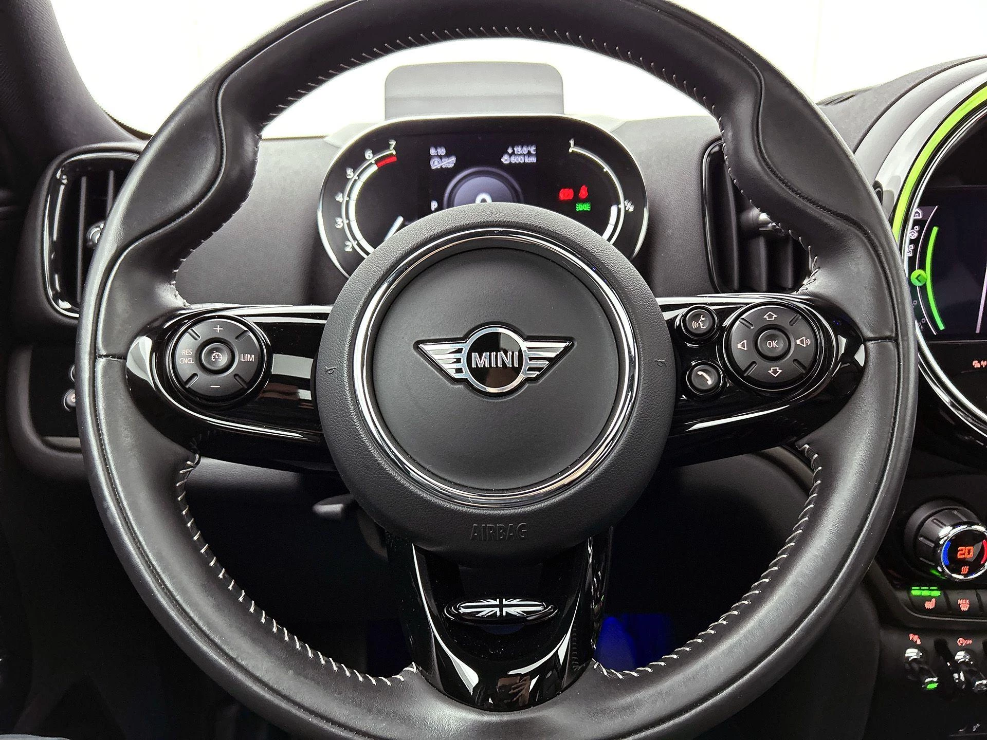 MINI-Countryman-image-34
