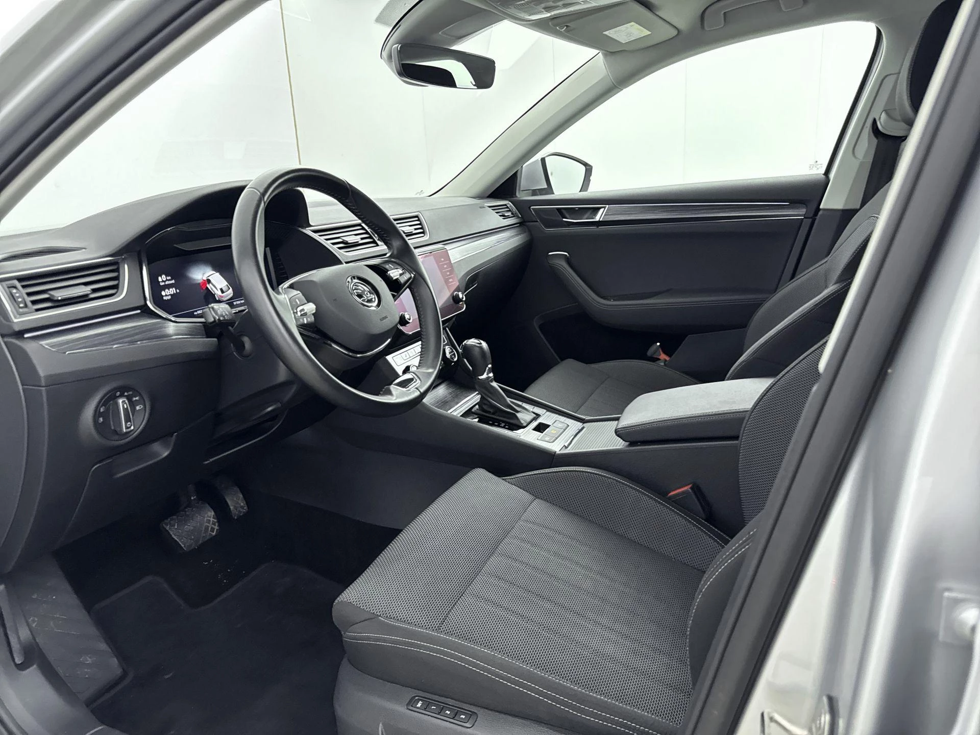 Škoda-Superb-image-7