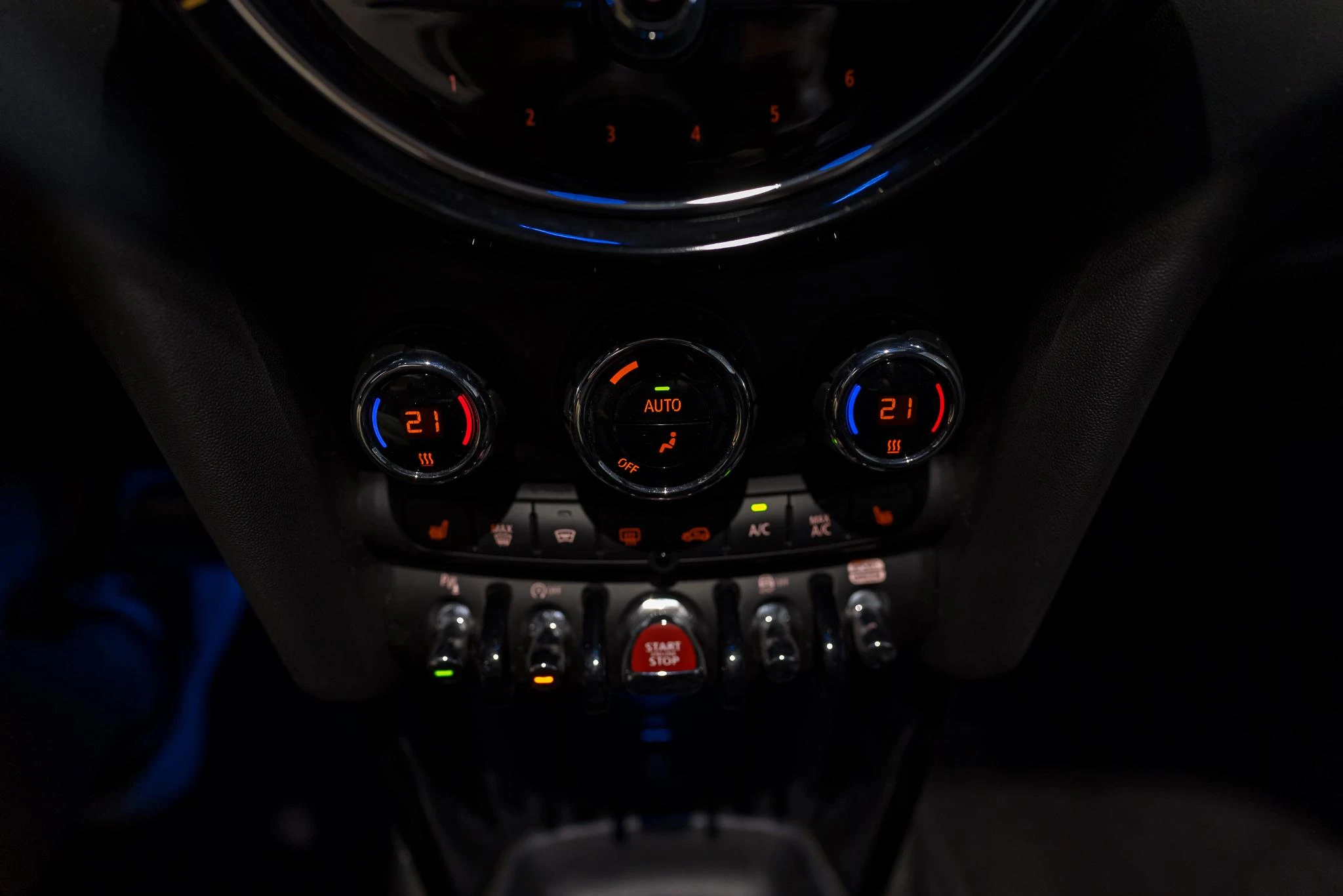 MINI-Cooper-image-34