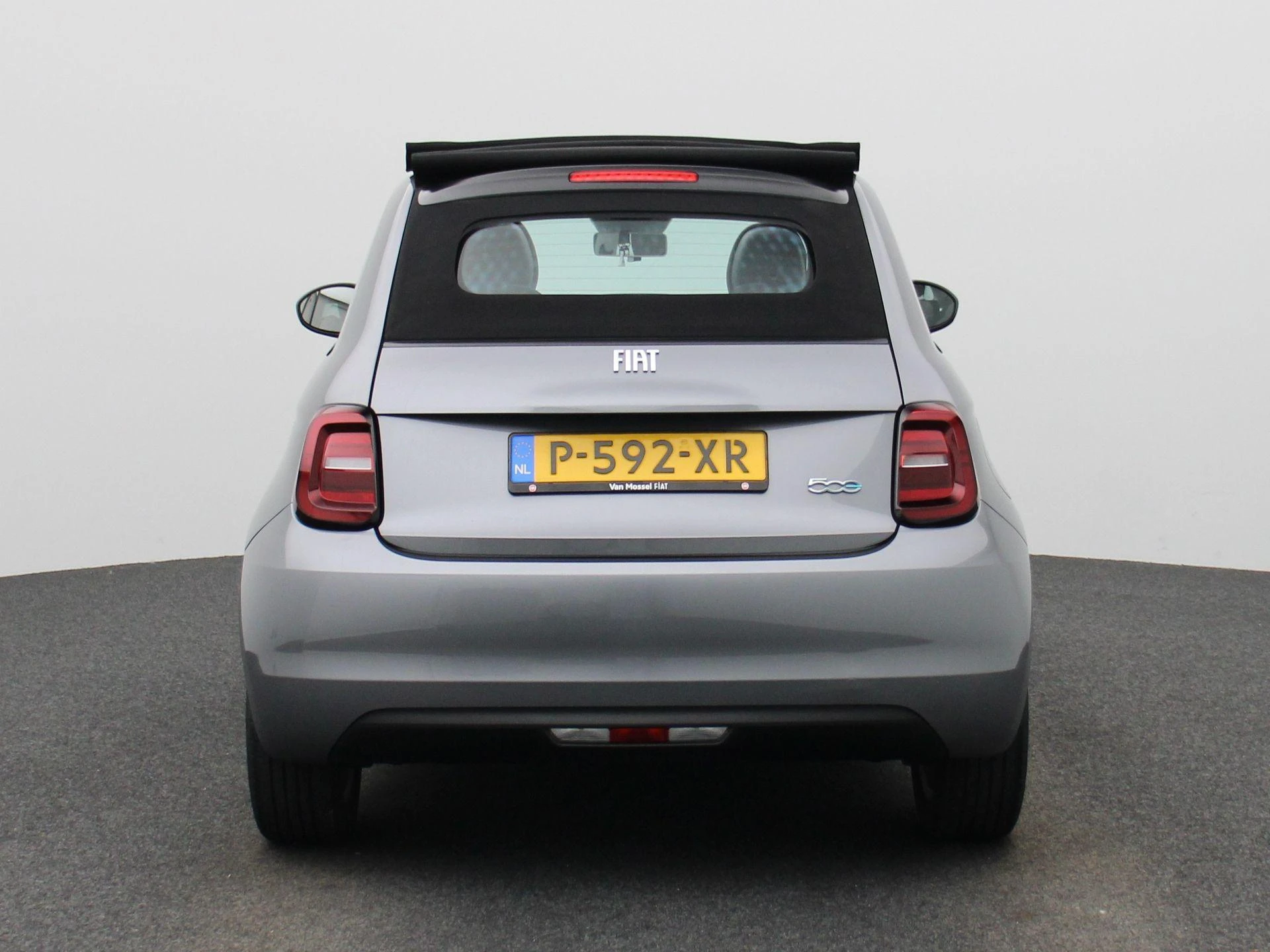 Fiat-500C-image-5