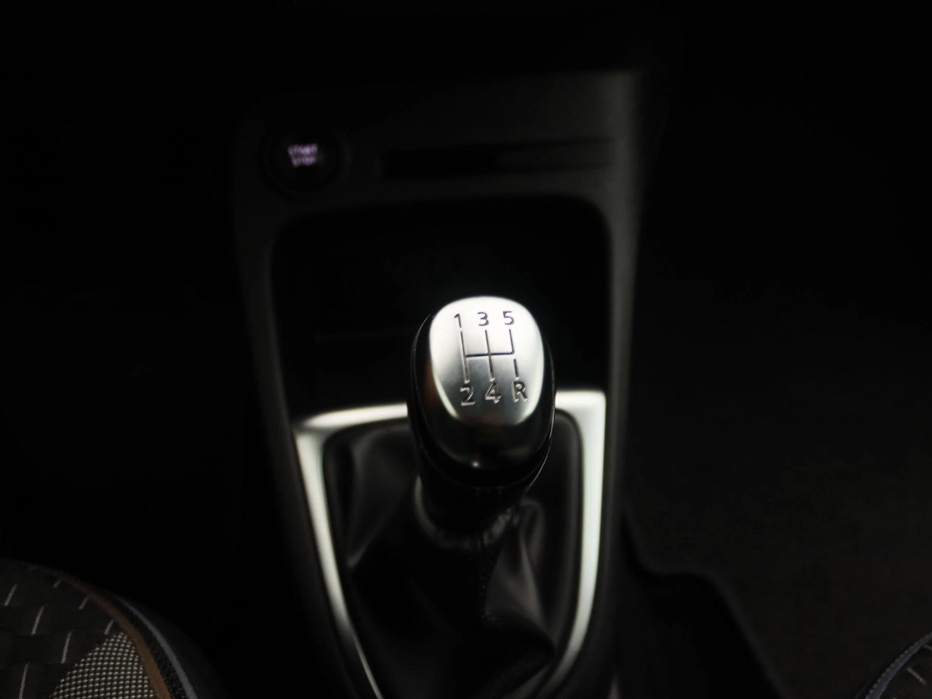 Renault-Captur-image-10