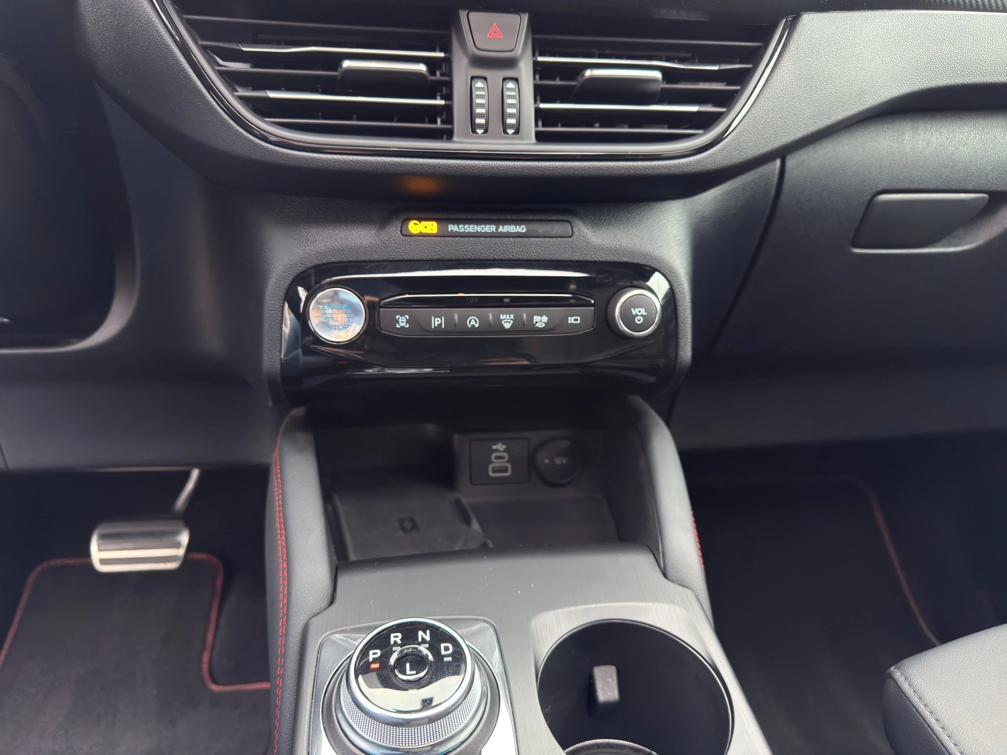 Ford-Kuga-image-13