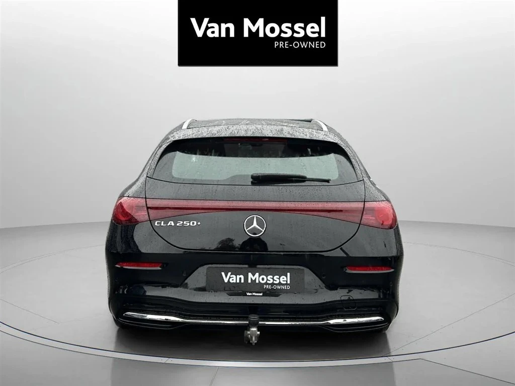 Mercedes-Benz-CLA-image-5