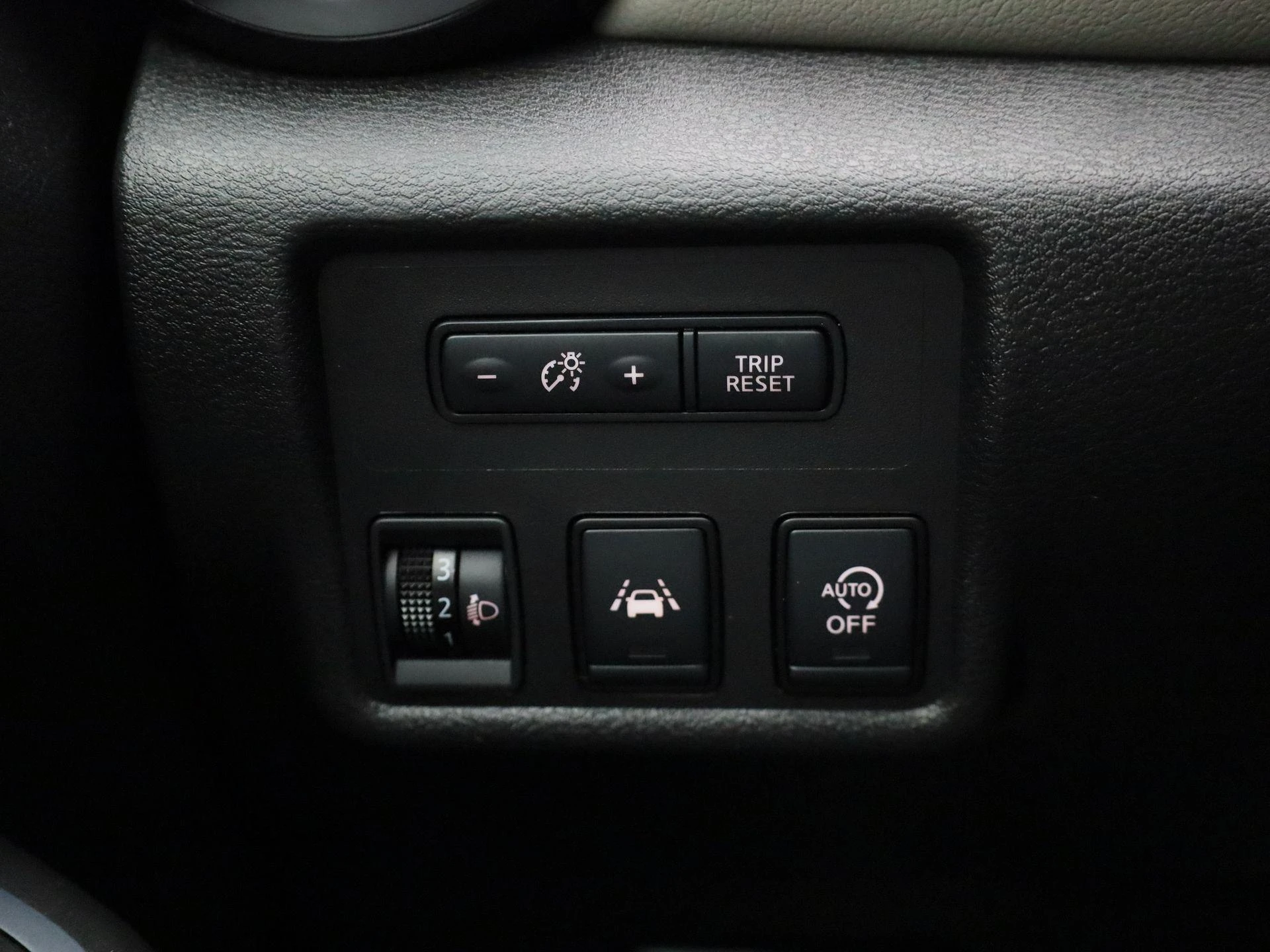 Nissan-Micra-image-21