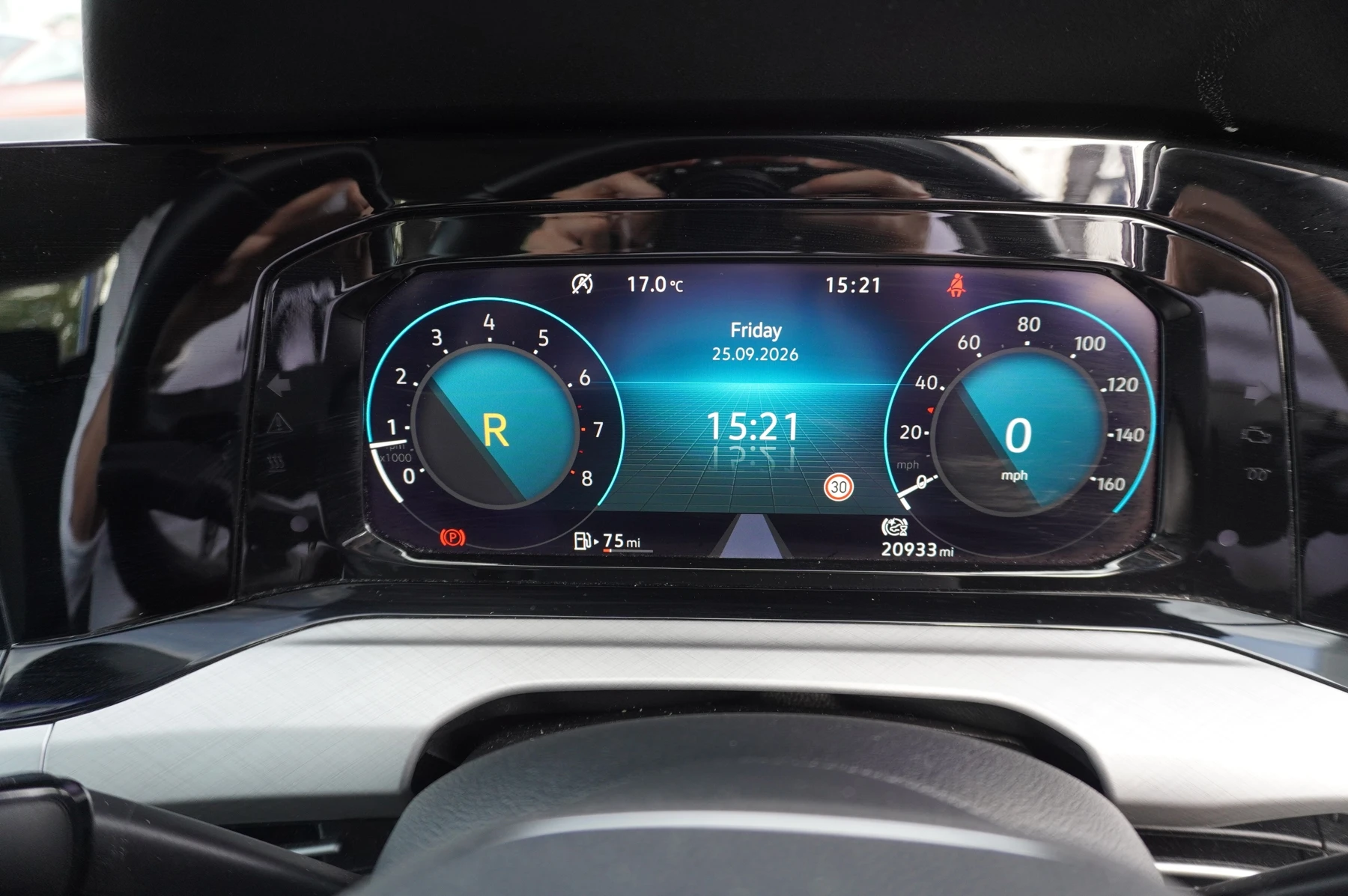 Volkswagen-Golf-image-7