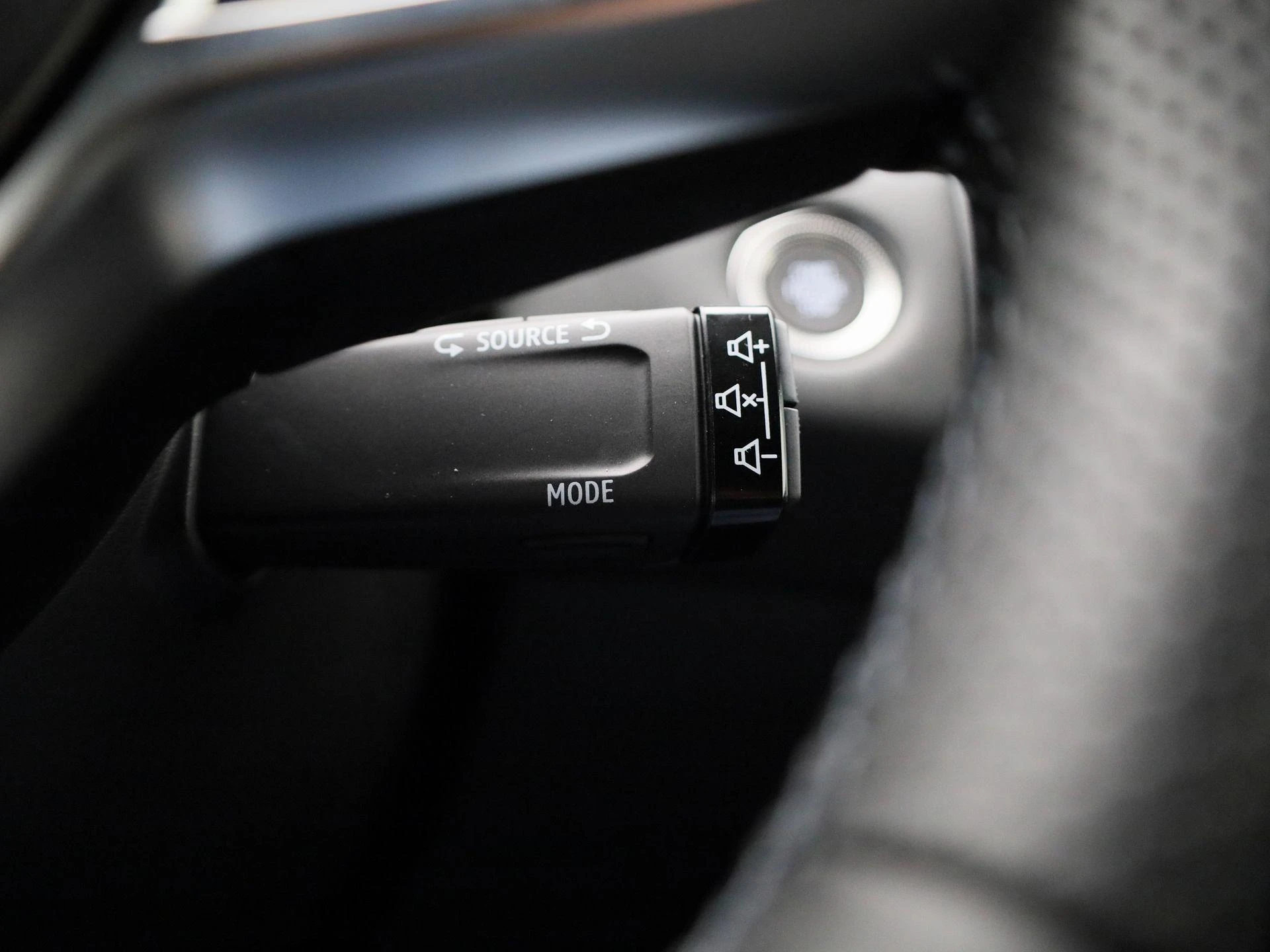 Renault-Captur-image-20