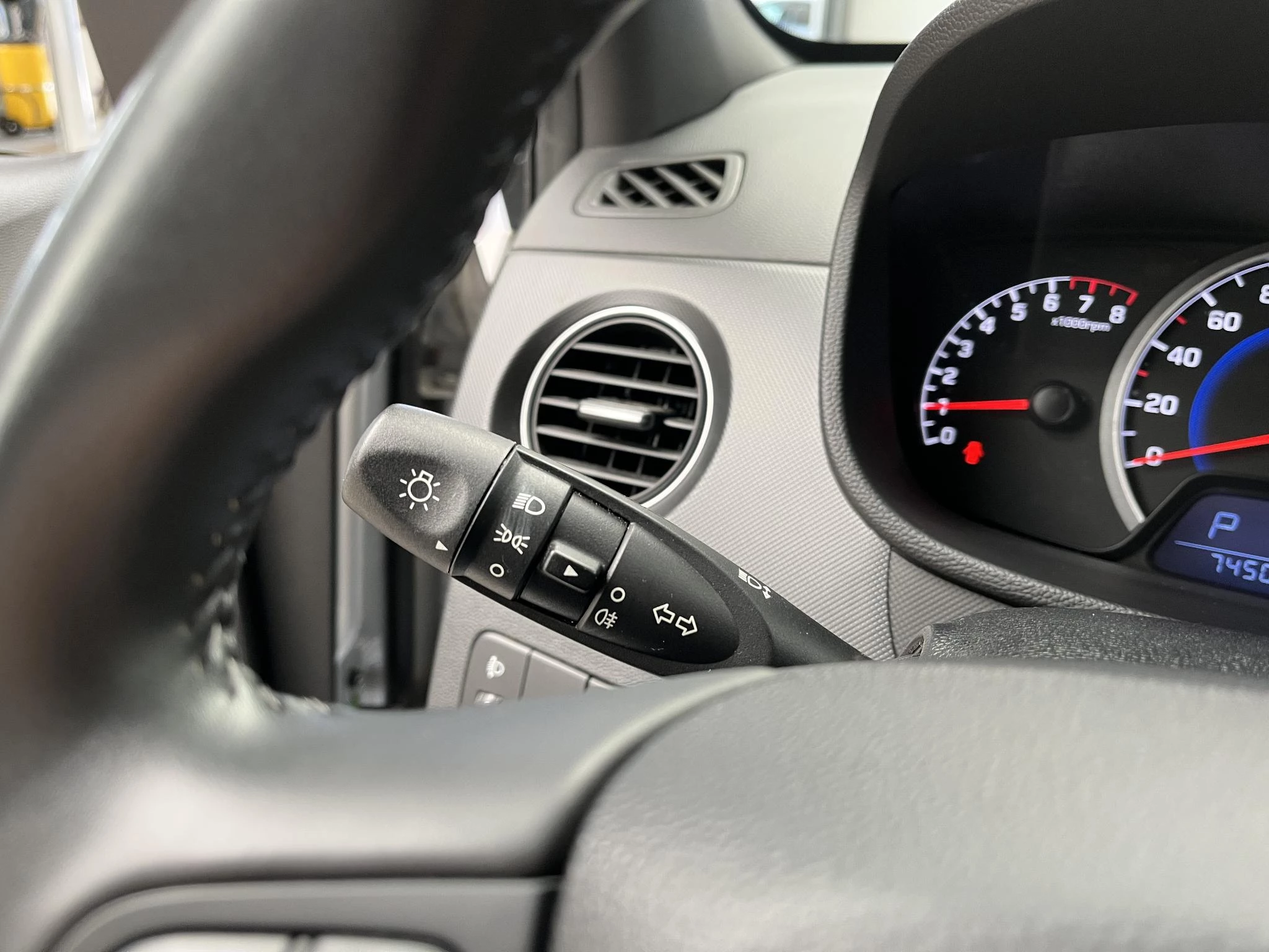 Hyundai i10 1.0 Aut. Launch Edition