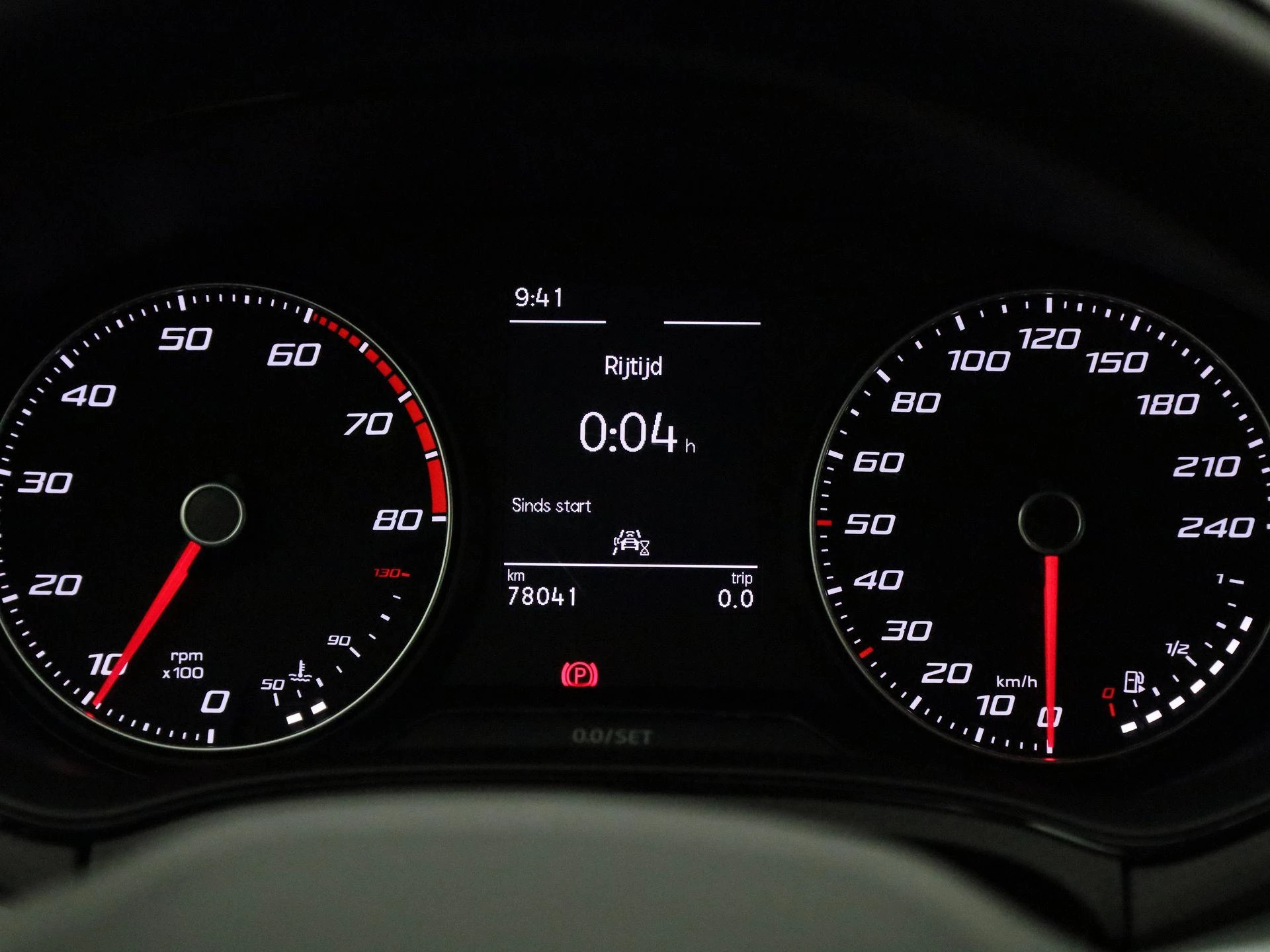 SEAT-Arona-image-7