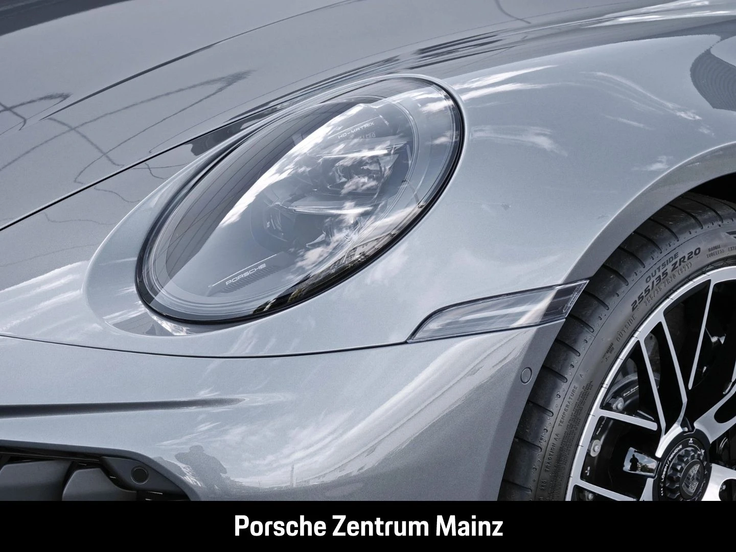 Porsche-911-image-5