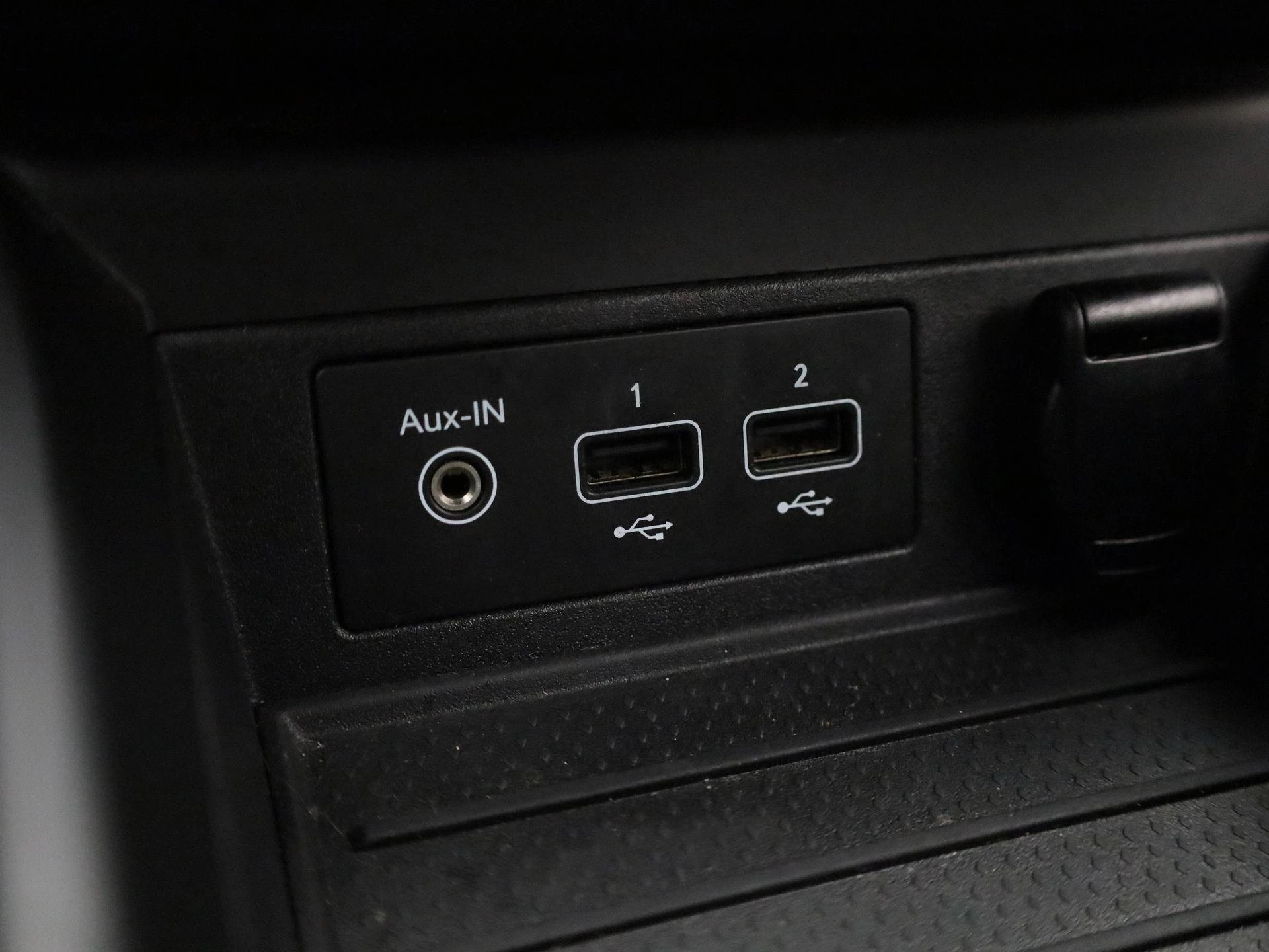 Renault-ZOE-image-19