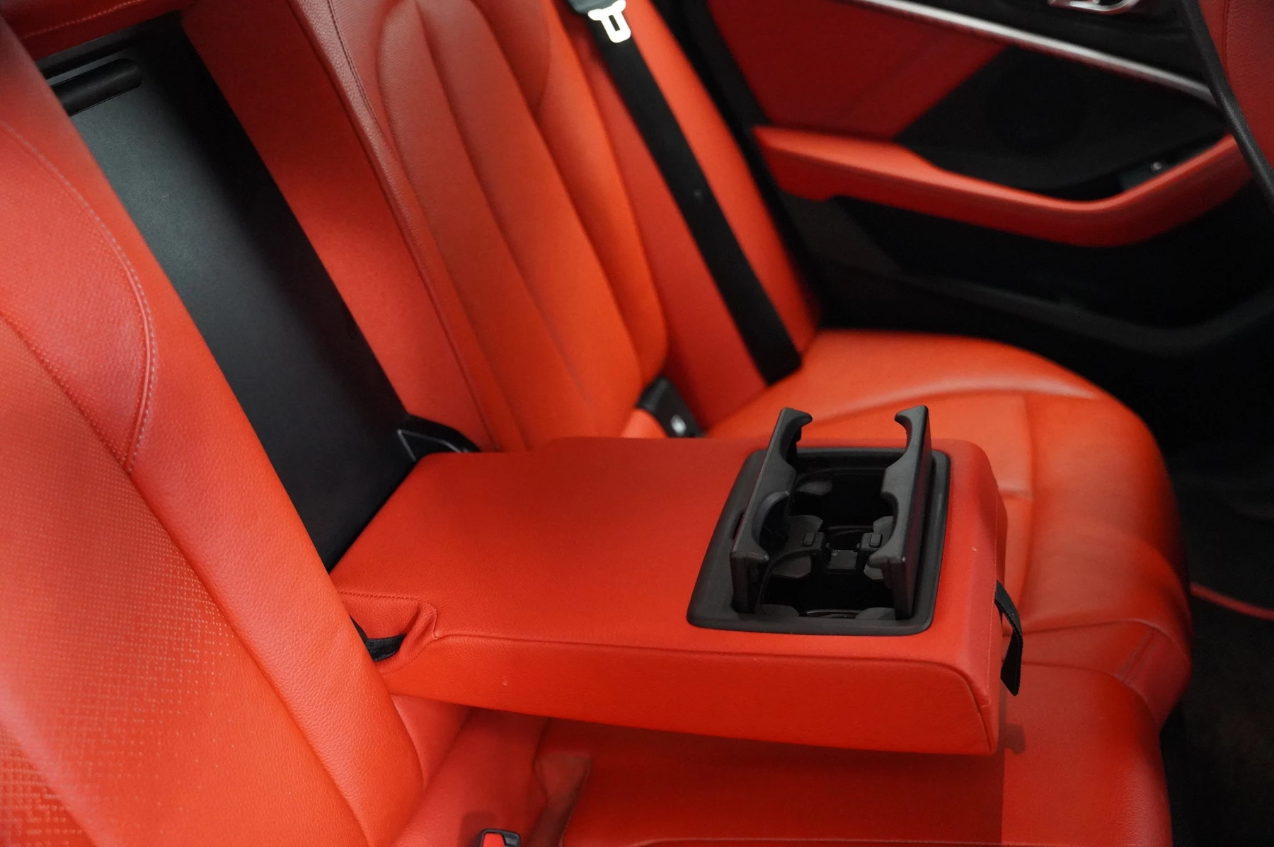 BMW-2 Series-image-28