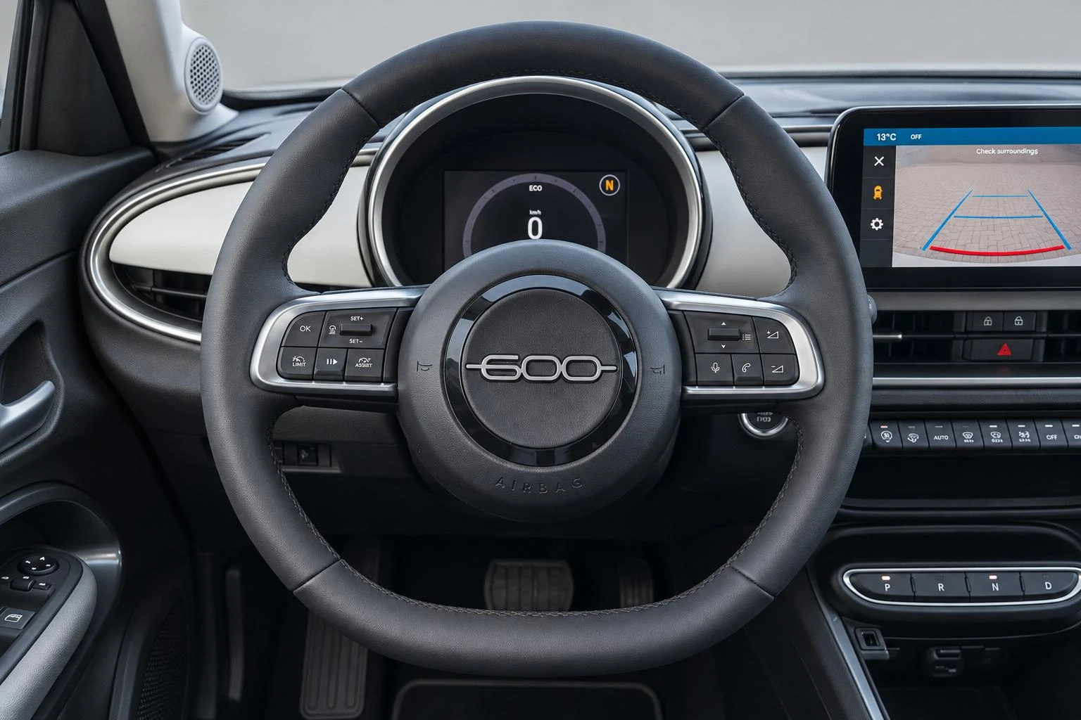 Fiat-600-image-2