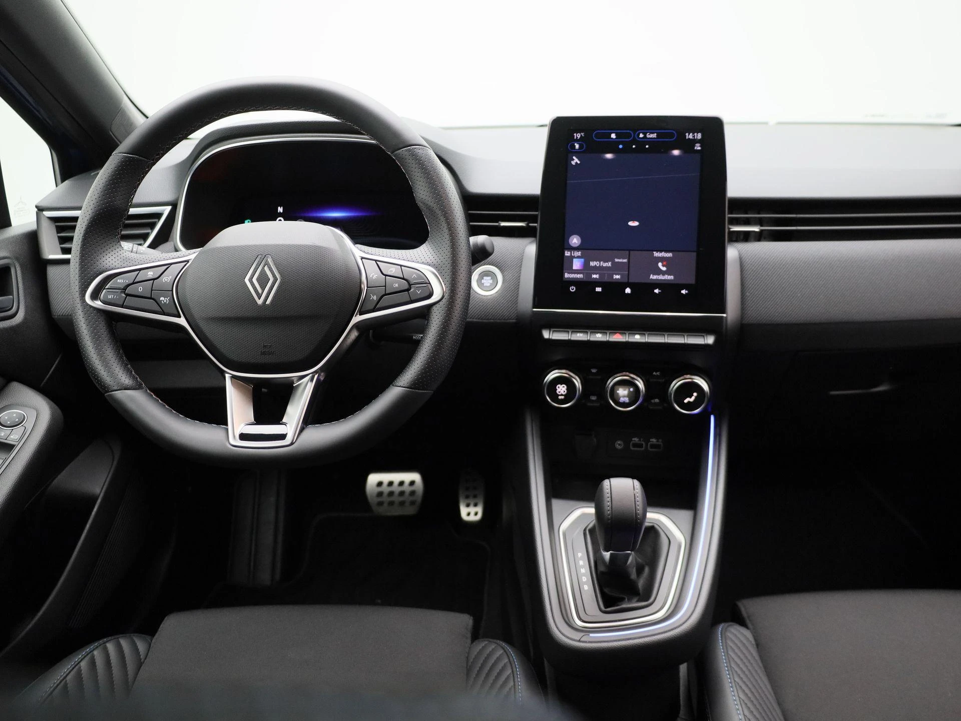 Renault-Clio-image-6