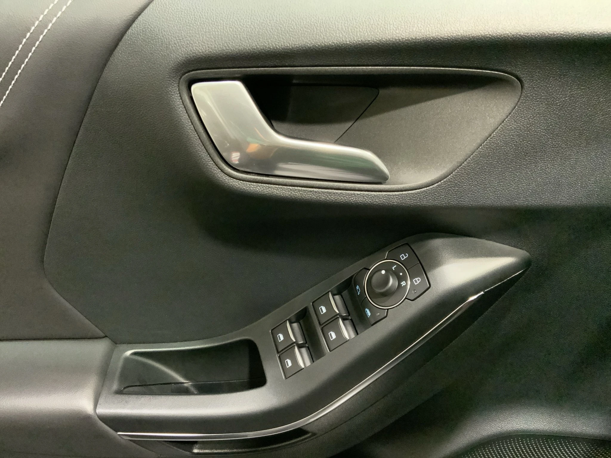 Ford-Puma-image-15
