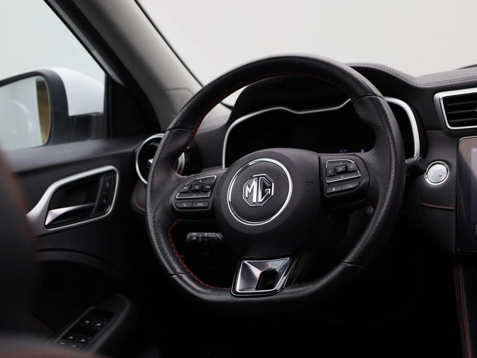 MG-ZS EV-image-40