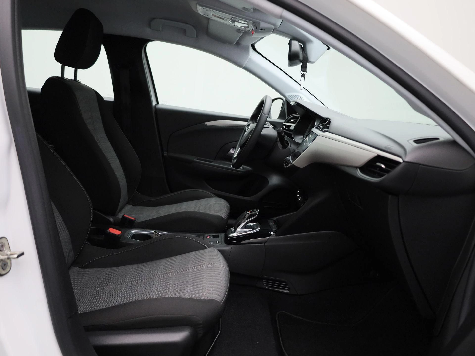 Opel-Corsa-e-image-32