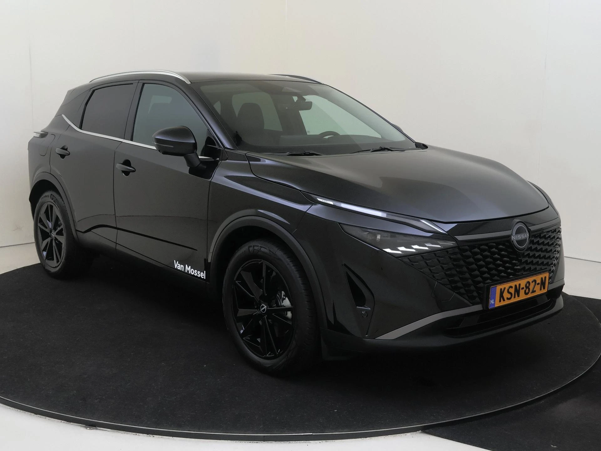 Nissan-QASHQAI-image-1