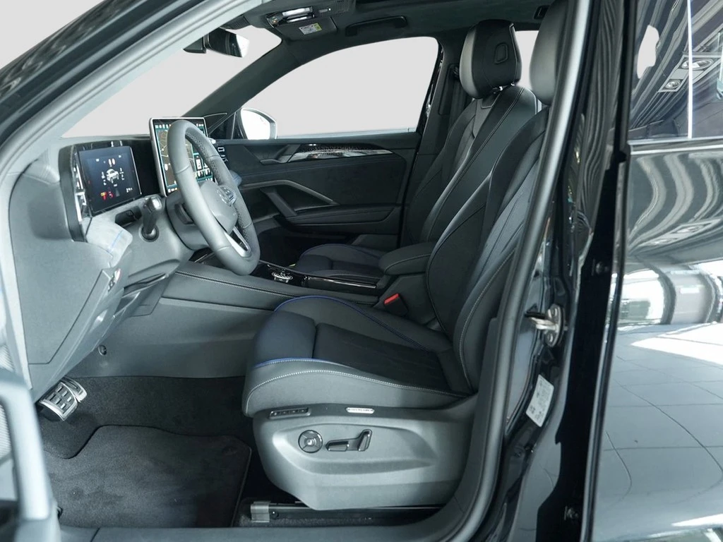Volkswagen-Tiguan-image-19