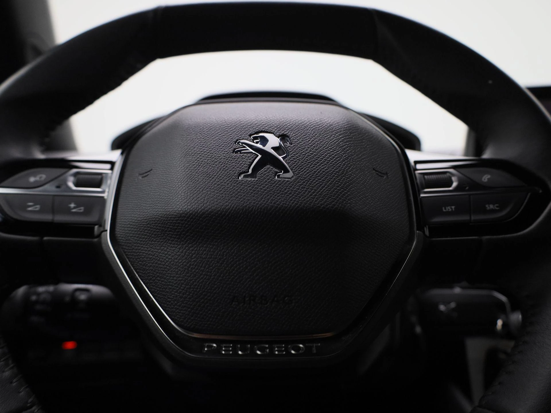 Peugeot 2008 - 24