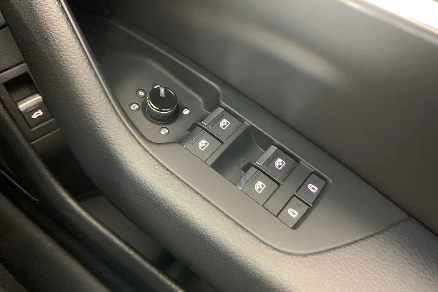 Audi-A6-image-19