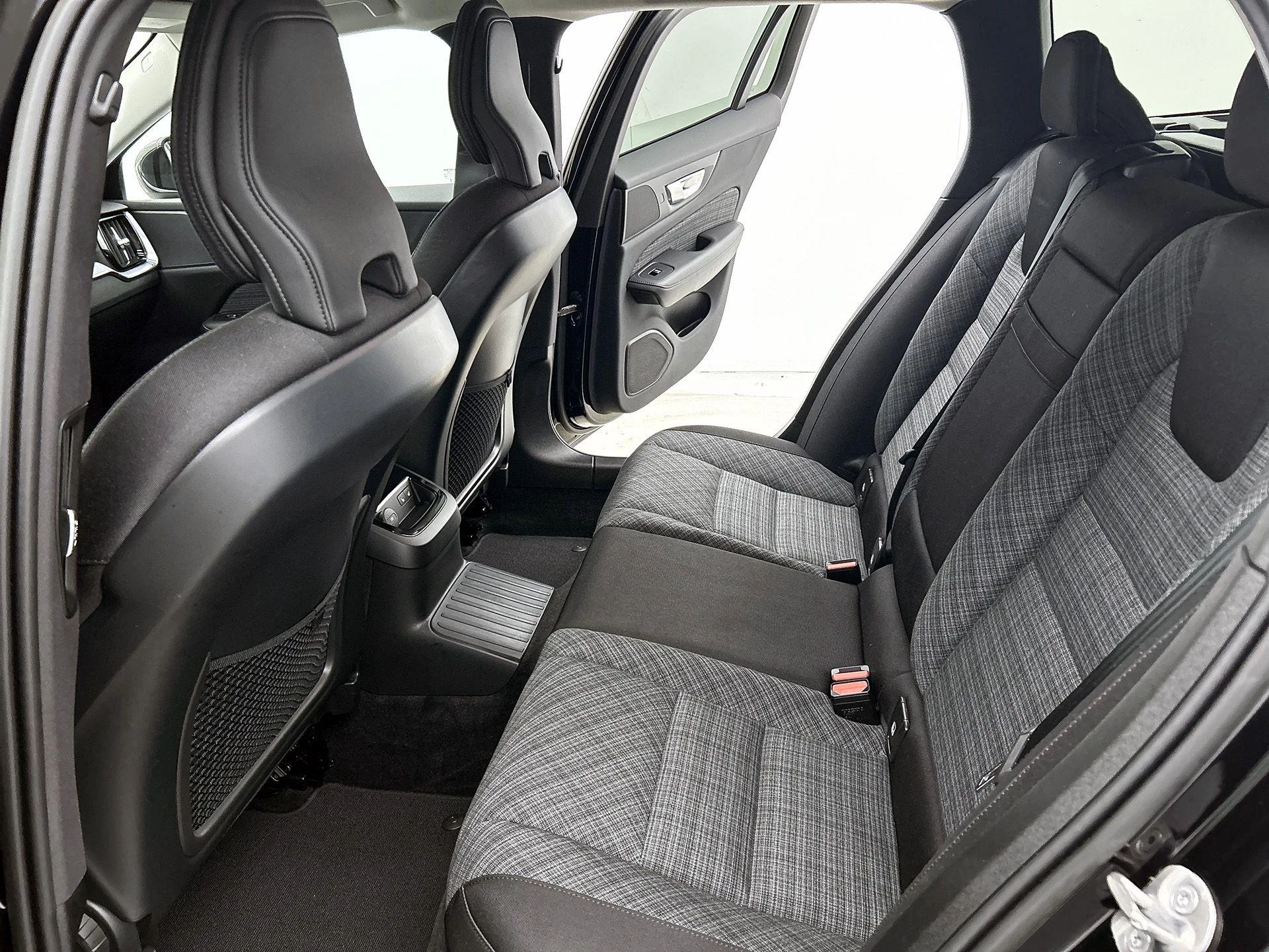 Volvo V60 T6 PHEV 4x4 Core Aut.