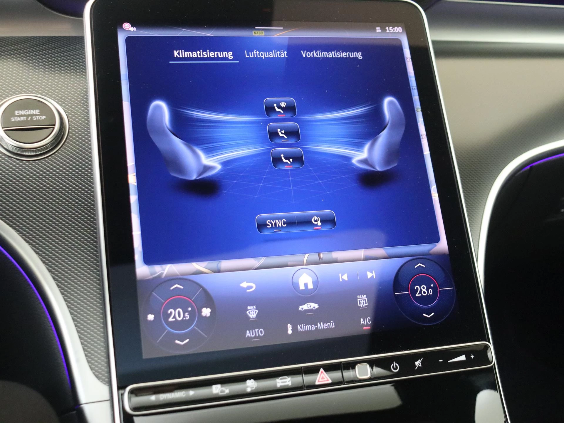 Mercedes-Benz-C-Klasse-image-19