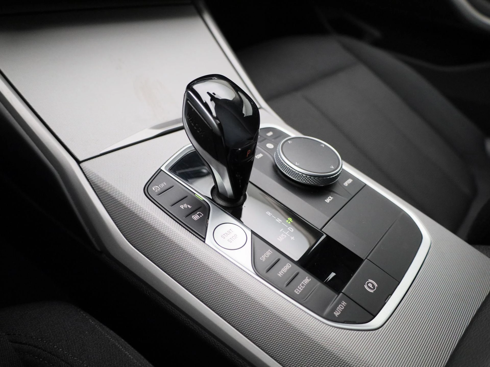 BMW-3 Serie-image-17