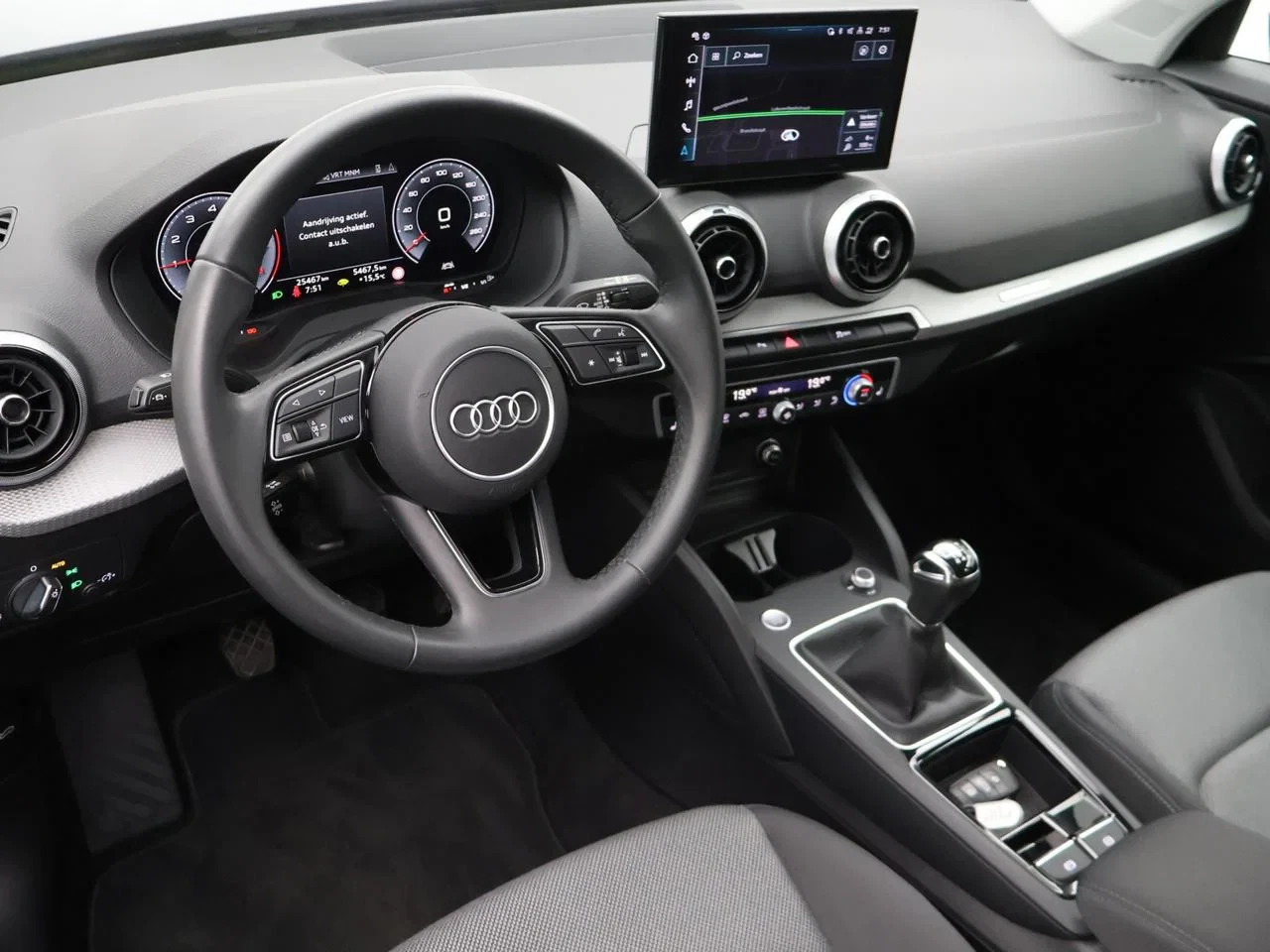 Audi-Q2-image-14
