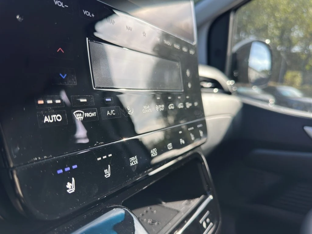 Hyundai-Staria-image-22