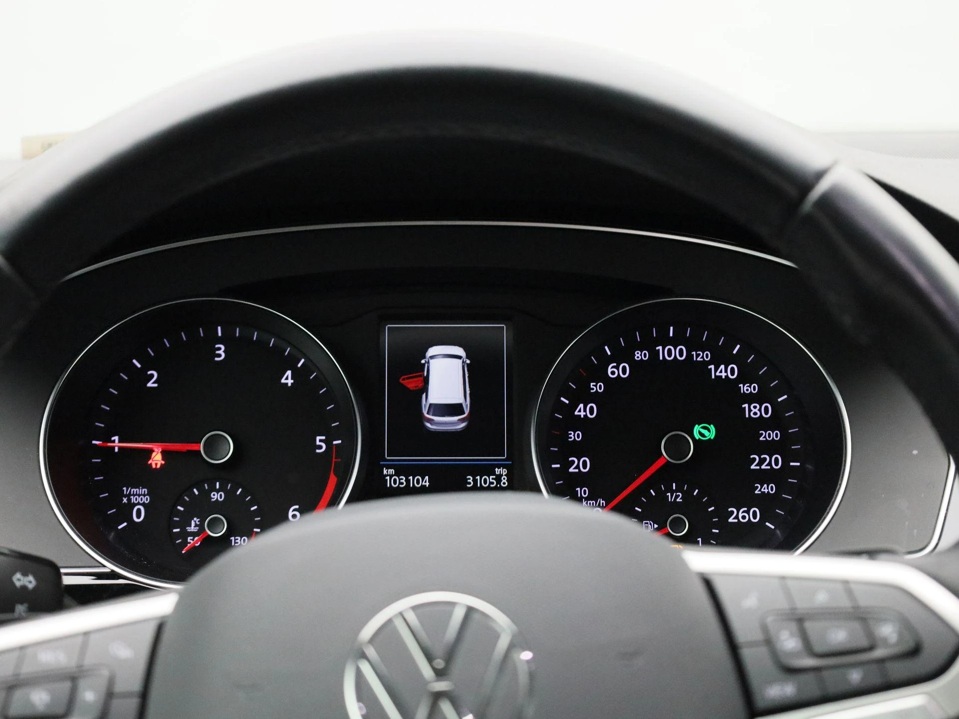 Volkswagen-Passat-image-7
