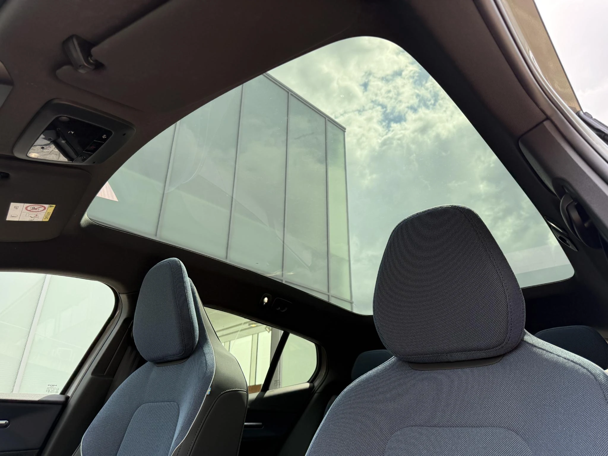 Volvo-EX30-image-4