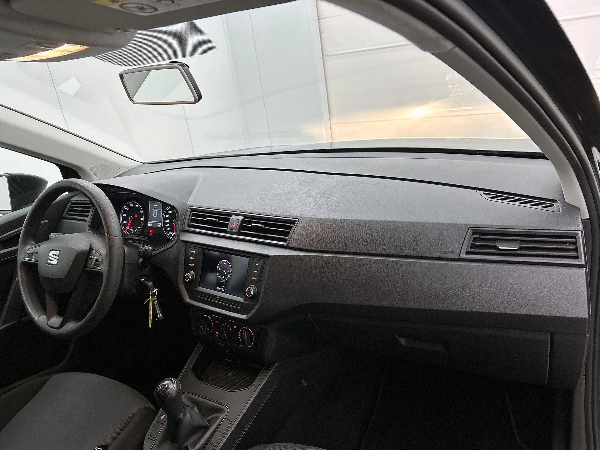 SEAT-Arona-image-17