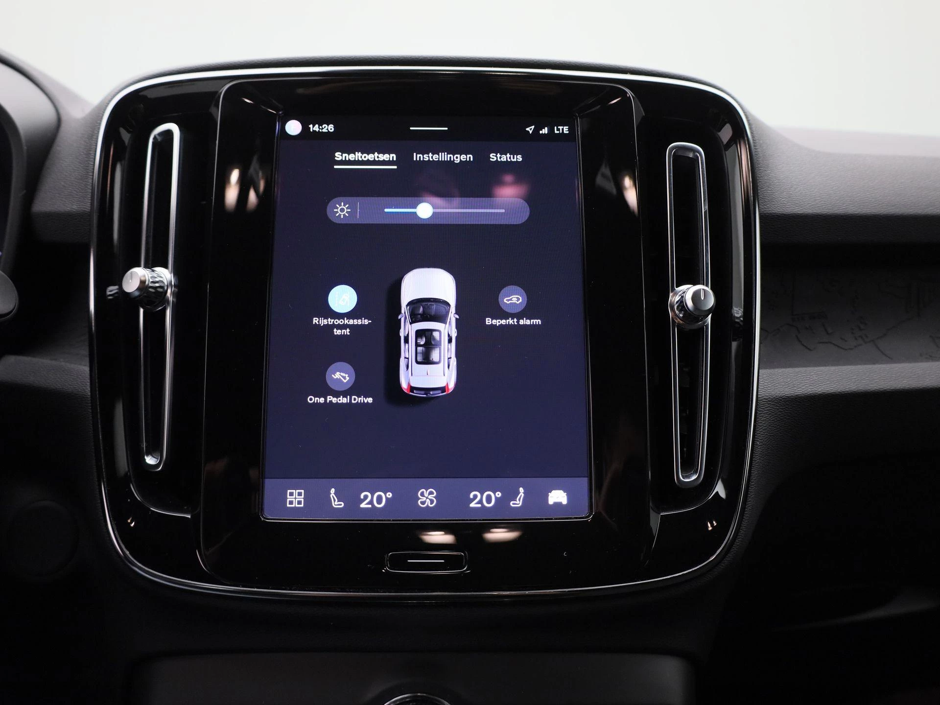 Volvo XC40 Recharge Core