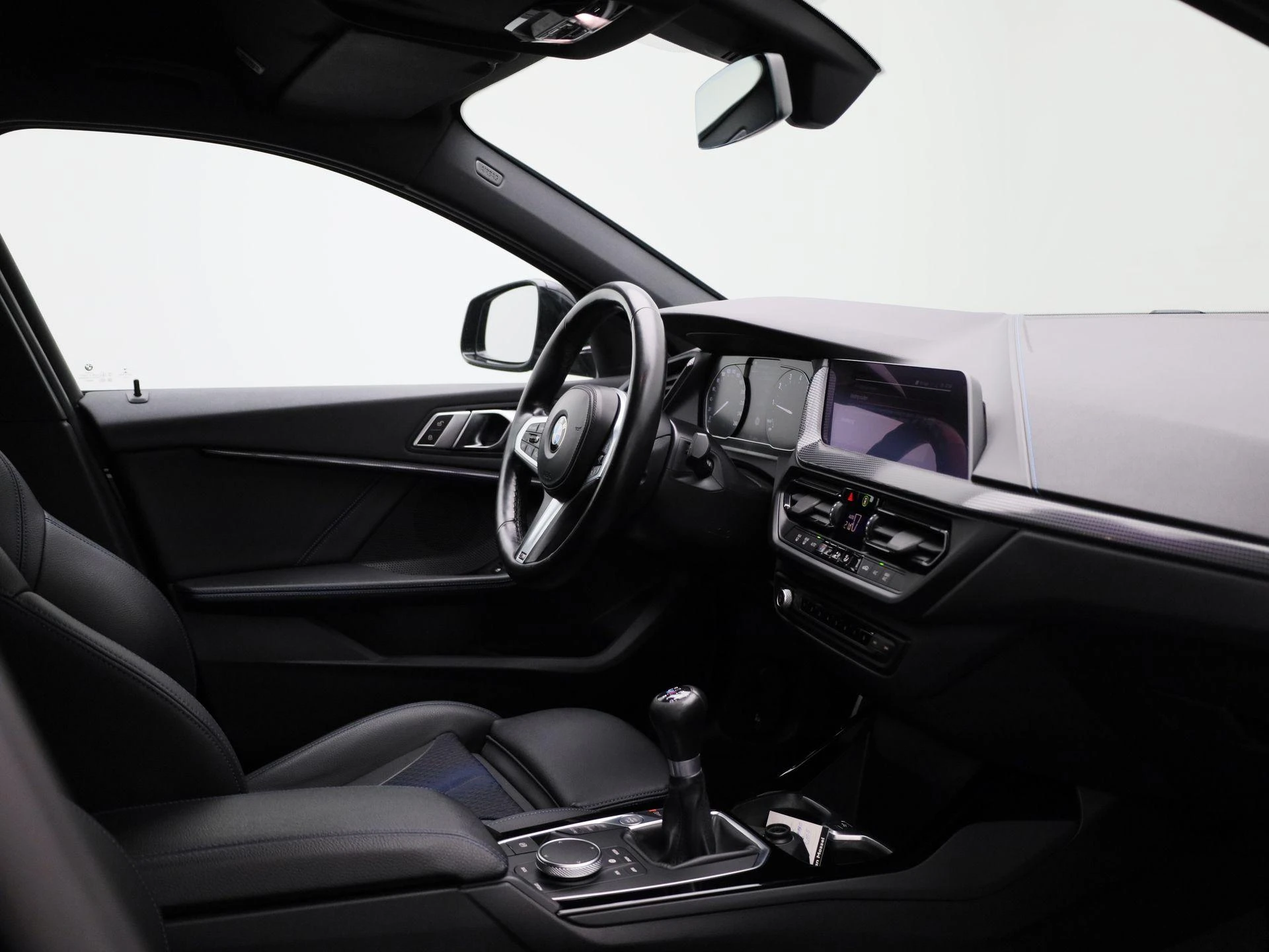 BMW-1 Reeks-image-31