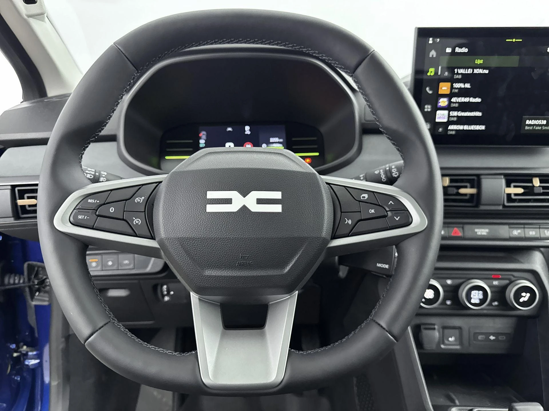 Dacia-Sandero Stepway-image-26