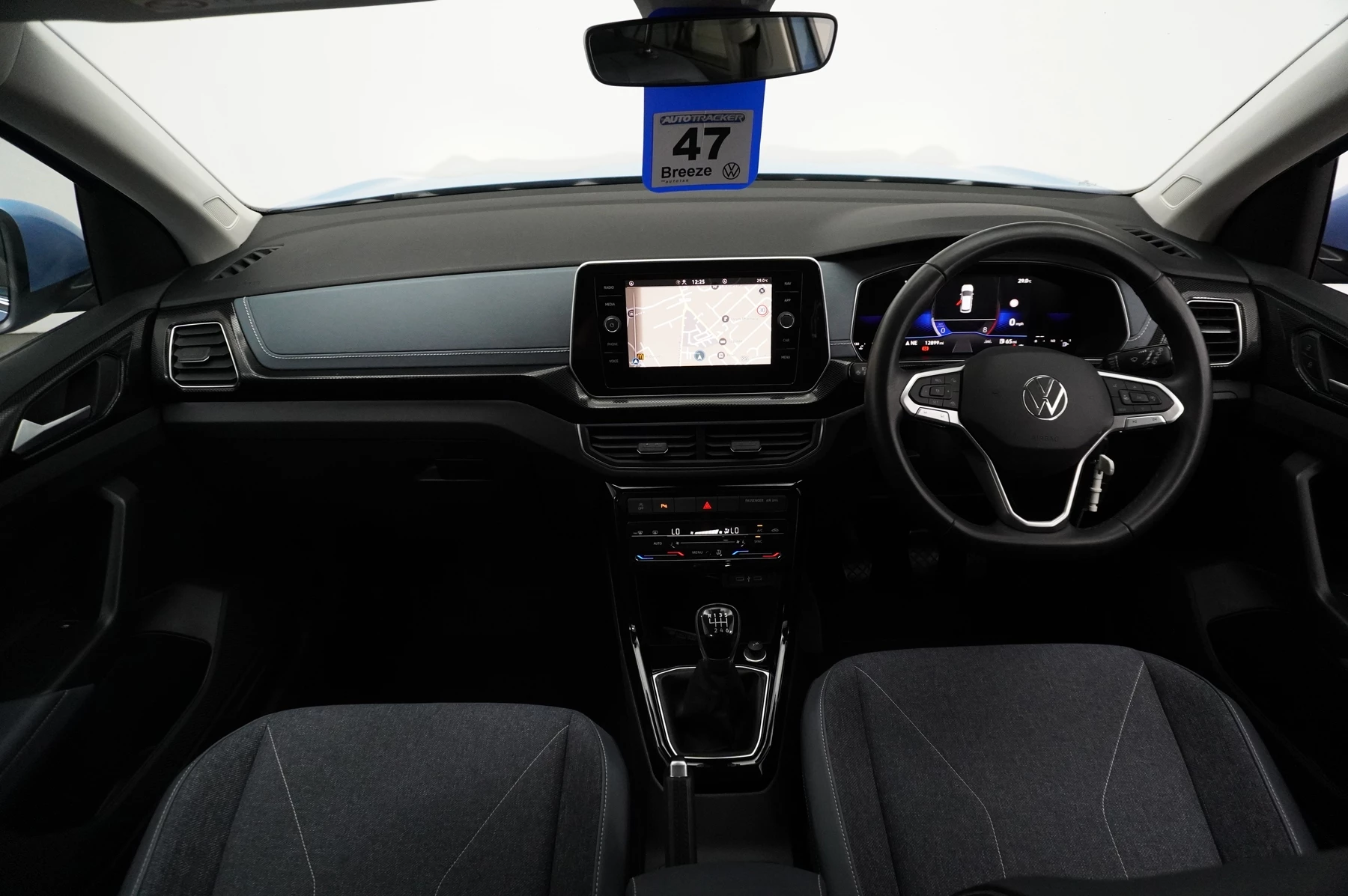 Volkswagen-T-Cross-image-9